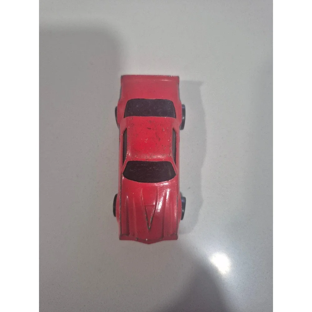 Hot Wheels 1982 Mattel Red Camaro Z-28 Diecast Car Vintage Malaysia Base - Picture 3 of 6